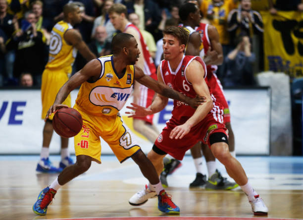 在海外联赛 在海外联赛